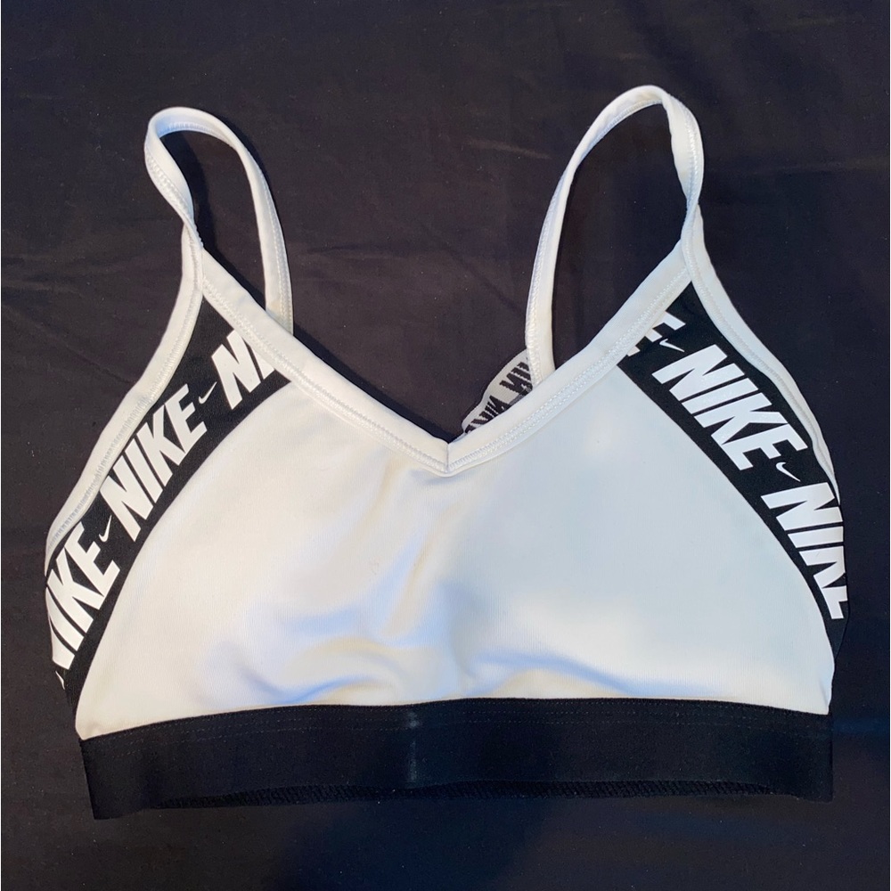 Nike S Sports Bra